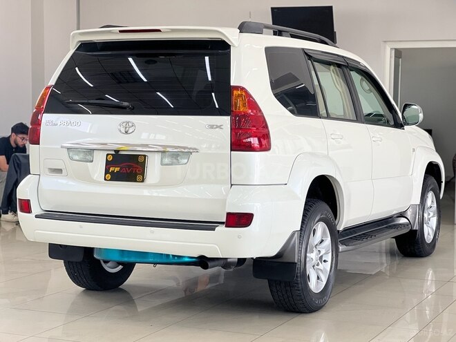 Toyota Land Cruiser Prado-8