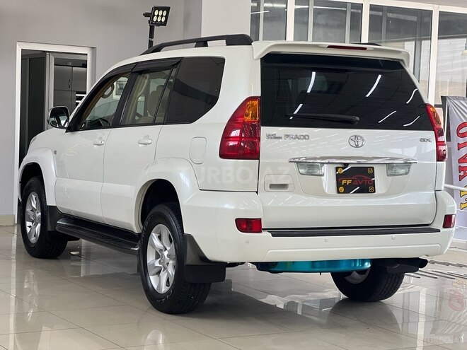 Toyota Land Cruiser Prado-7