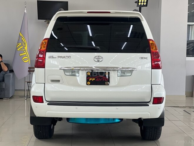 Toyota Land Cruiser Prado-6