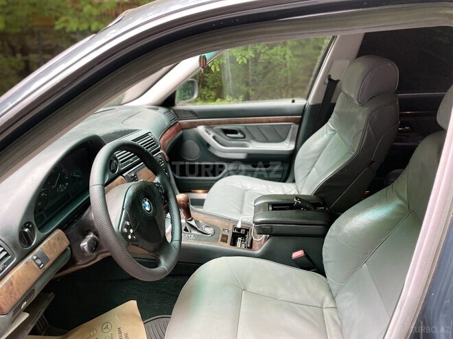 BMW 735 1998, 389,000 km - 3.5 l - Masallı
