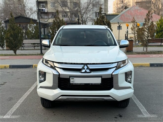 Mitsubishi L200 2022, 121,000 km - 2.5 l - Bakı