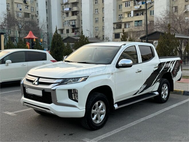 Mitsubishi L200 2022, 121,000 km - 2.5 l - Bakı