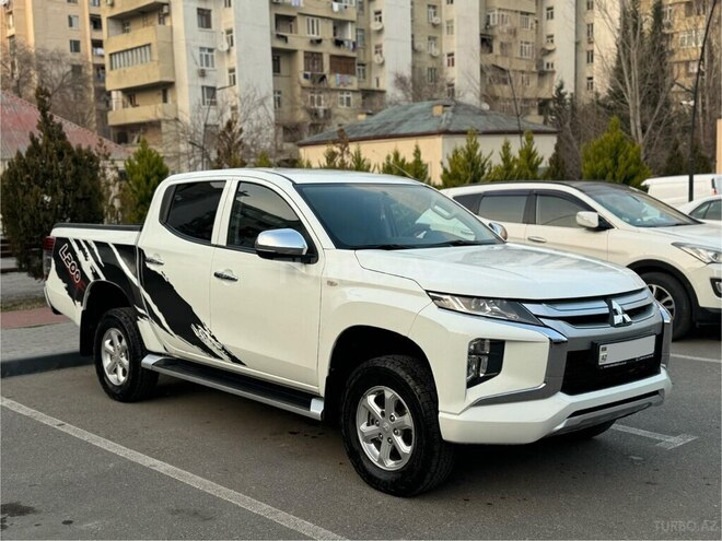 Mitsubishi L200 2022, 121,000 km - 2.5 l - Bakı