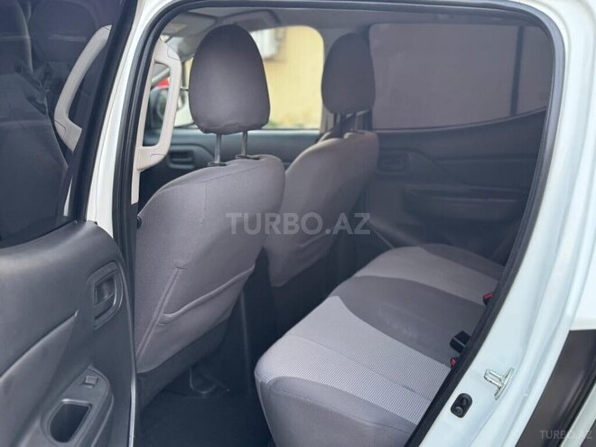 Mitsubishi L200 2022, 121,000 km - 2.5 l - Bakı