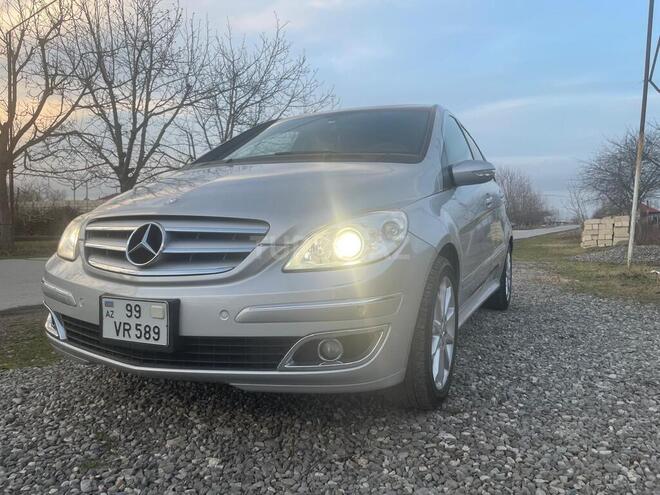 Mercedes B 170 2007, 167,000 km - 1.7 л - Quba
