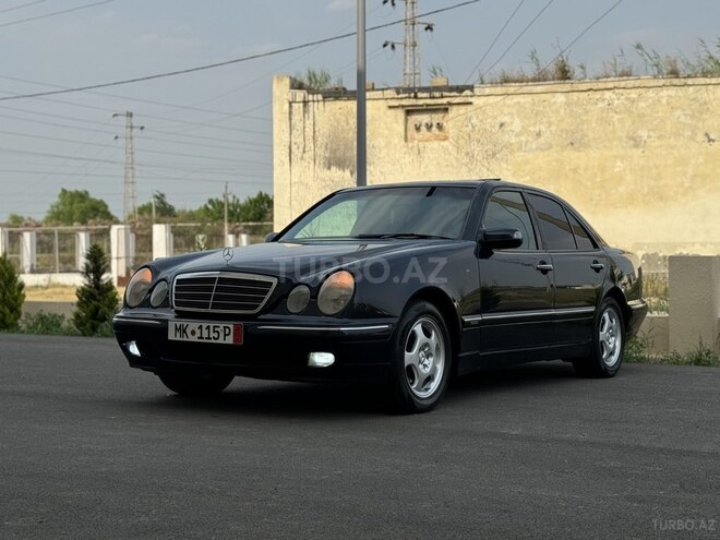 Mercedes E 220 d 2000, 369,000 km - 2.2 l - Saatlı