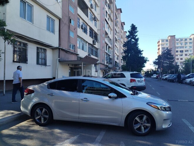 Kia Forte 2017, 38,000 km - 2.0 l - Bakı