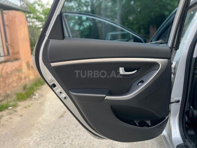 Hyundai i30 2014, 245,000 km - 1.6 л - Bakı