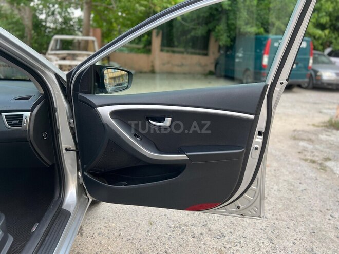 Hyundai i30 2014, 245,000 km - 1.6 л - Bakı