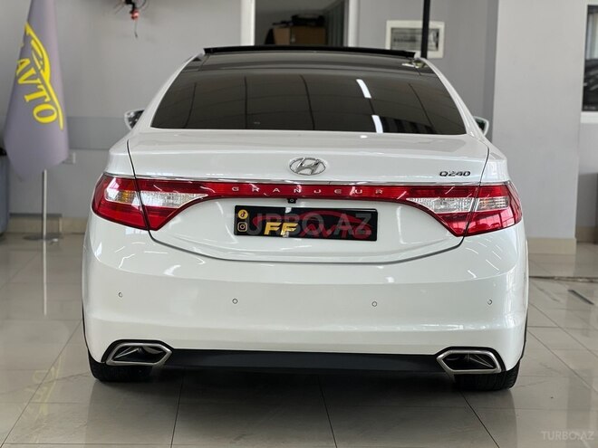 Hyundai Grandeur-7