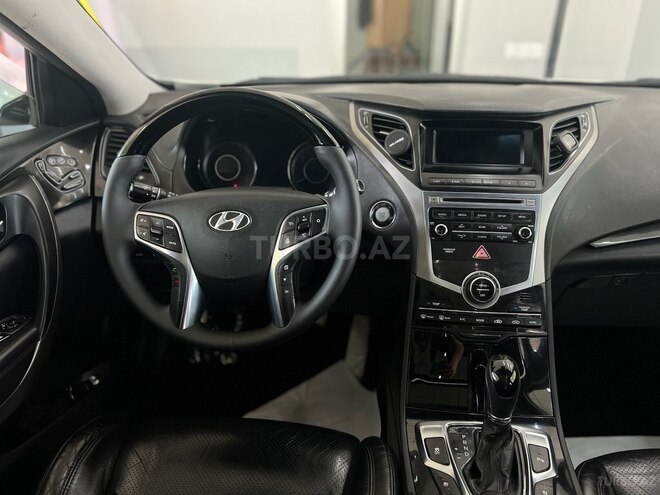 Hyundai Grandeur-16