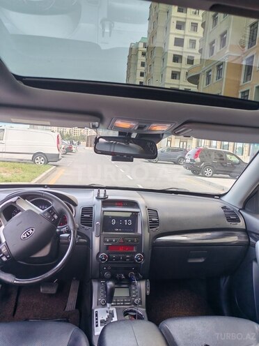Kia Sorento-8