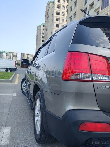Kia Sorento-4