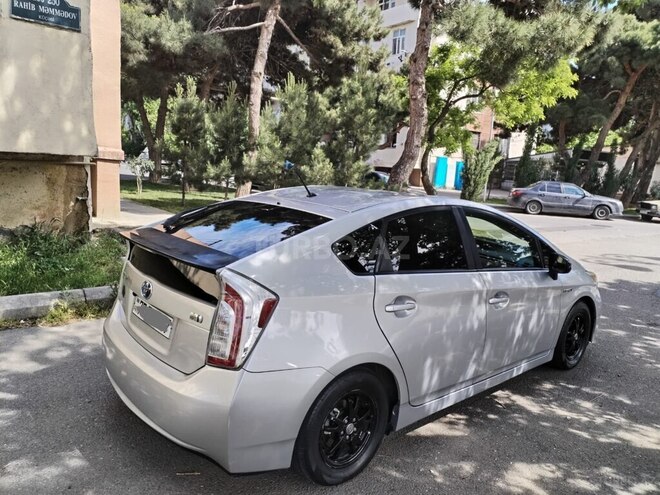 Toyota Prius 2012, 220,000 km - 1.8 l - Bakı