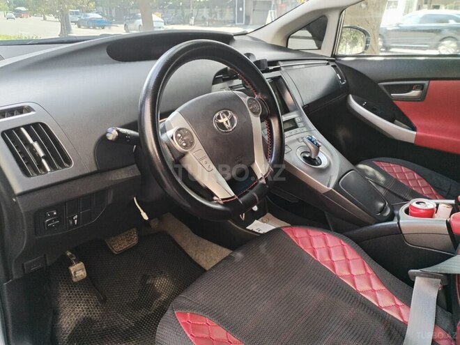 Toyota Prius 2012, 220,000 km - 1.8 l - Bakı