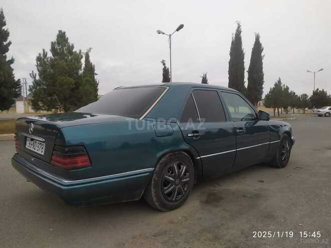 Mercedes E 250 1994, 250,000 km - 2.5 l - Gəncə