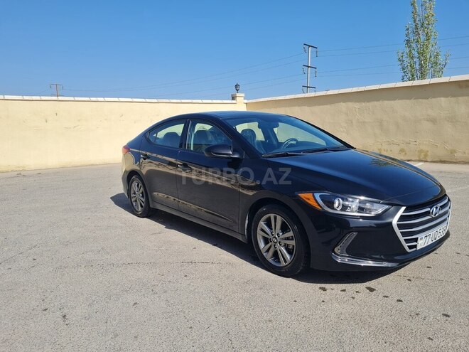 Hyundai Elantra 2018, 107,103 km - 2.0 l - Bakı