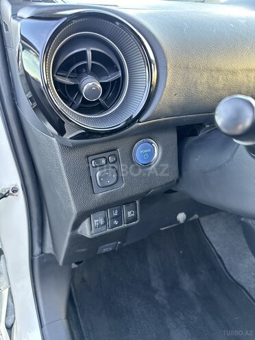 Toyota Aqua 2019, 57,000 km - 1.5 l - Bakı