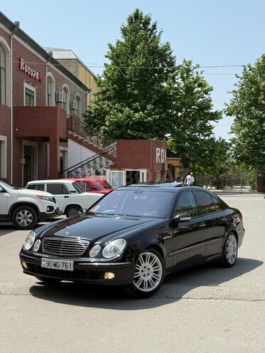Mercedes E 240 2003, 412,000 km - 2.4 л - Şirvan