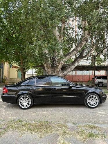 Mercedes E 240 2003, 412,000 km - 2.4 л - Şirvan