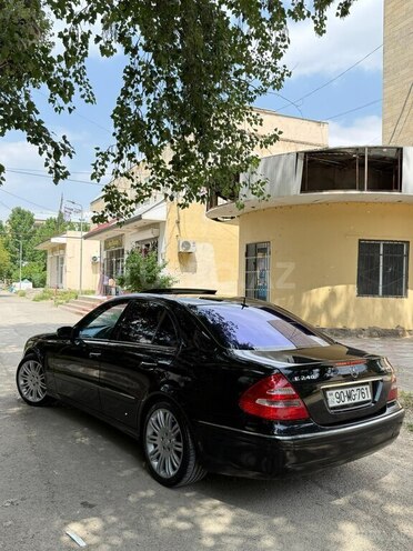 Mercedes E 240 2003, 412,000 km - 2.4 л - Şirvan