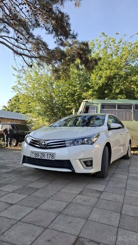 Toyota Corolla 2013, 236,000 km - 1.6 l - Gəncə