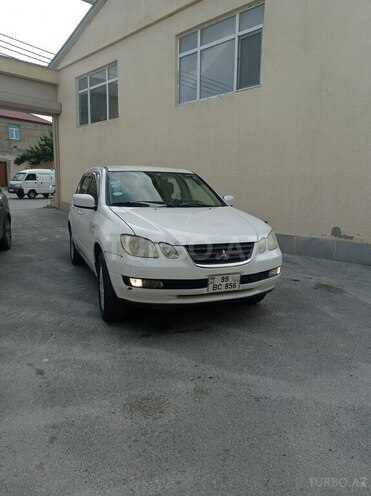 Mitsubishi Airtrek 2001, 195,000 km - 2.4 л - Sumqayıt