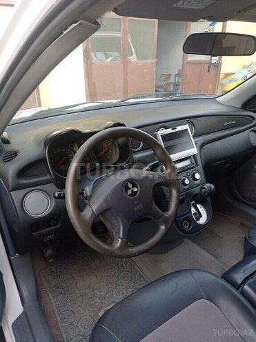 Mitsubishi Airtrek 2001, 195,000 km - 2.4 л - Sumqayıt