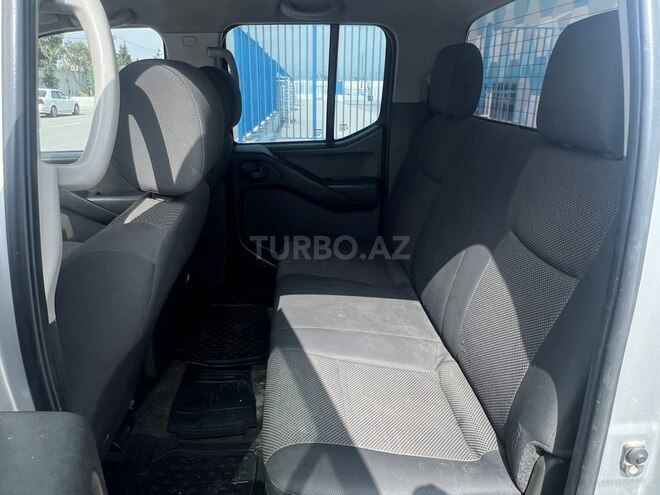 Nissan Navara 2013, 430,000 km - 2.5 l - Bakı