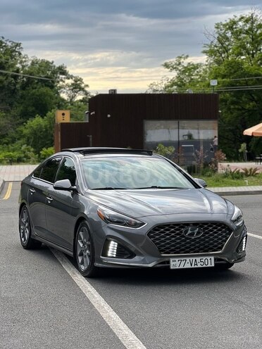 Hyundai Sonata-4
