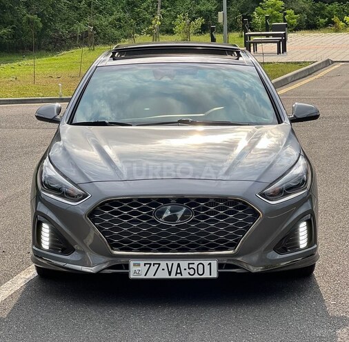 Hyundai Sonata-1