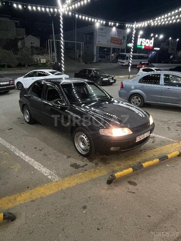 Opel Vectra 1997, 200,000 km - 2.0 l - Bakı