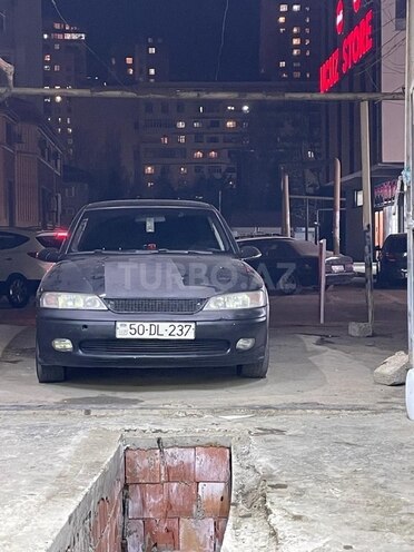 Opel Vectra 1997, 200,000 km - 2.0 l - Bakı