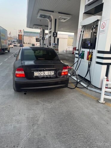 Opel Vectra 1997, 200,000 km - 2.0 l - Bakı