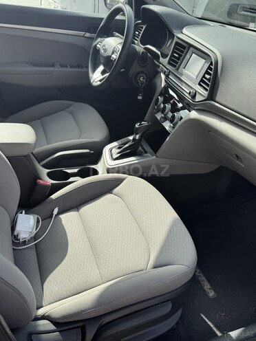 Hyundai Elantra 2018, 14,000 km - 2.0 л - Bakı
