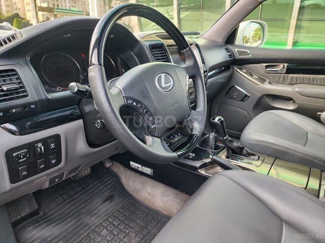 Lexus GX 470-18