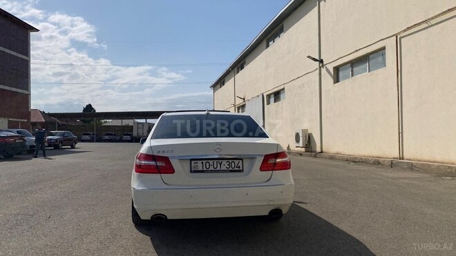 Mercedes E 350 2010, 240,000 km - 3.0 l - Gəncə