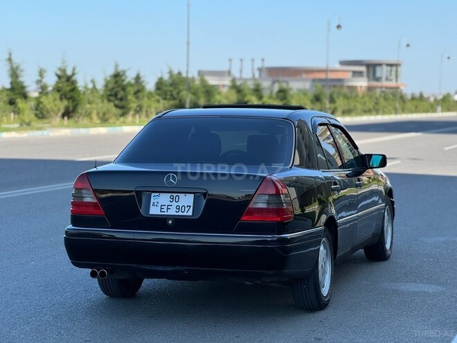 Mercedes C 220 1996, 326,000 km - 2.2 l - Sumqayıt