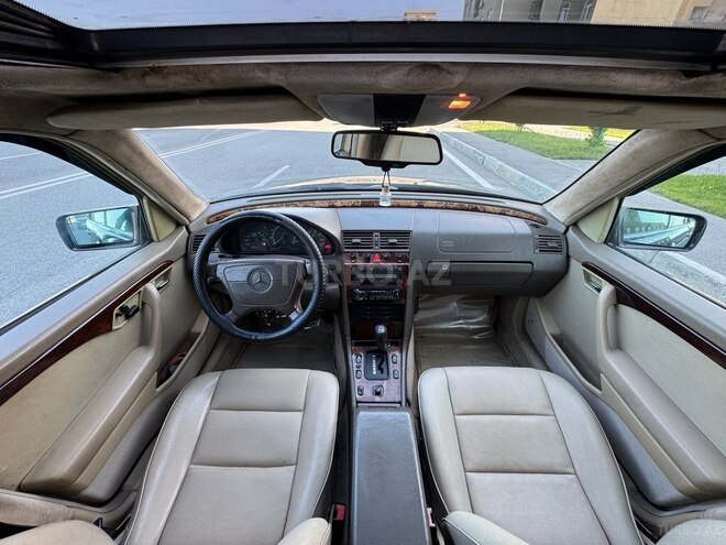 Mercedes C 220 1996, 326,000 km - 2.2 l - Sumqayıt