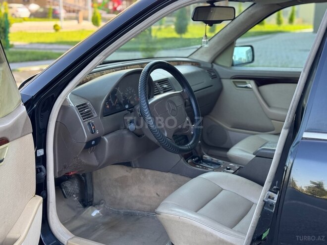 Mercedes C 220 1996, 326,000 km - 2.2 l - Sumqayıt