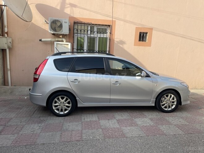 Hyundai i30 2011, 267,233 km - 1.6 л - Bakı