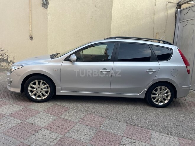 Hyundai i30 2011, 267,233 km - 1.6 л - Bakı