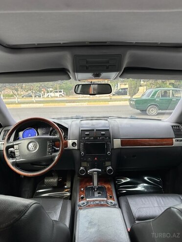 Volkswagen Touareg-9