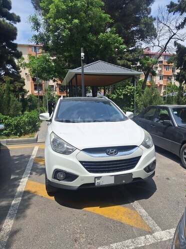 Hyundai ix35 2010, 203,000 km - 2.0 l - Bakı