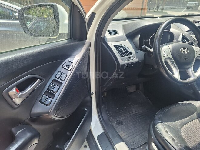 Hyundai ix35 2010, 203,000 km - 2.0 l - Bakı