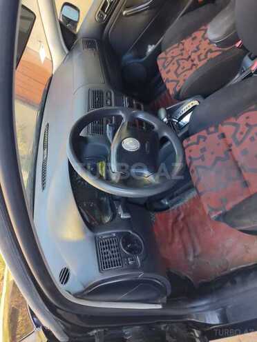 Volkswagen Golf 1998, 160,000 km - 1.8 l - Sumqayıt