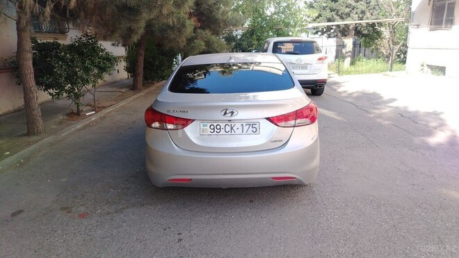 Hyundai Elantra 2011, 387,852 km - 1.8 л - Bakı