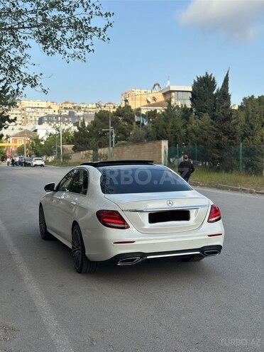 Mercedes E 200 d 2017, 124,300 km - 2.0 l - Bakı