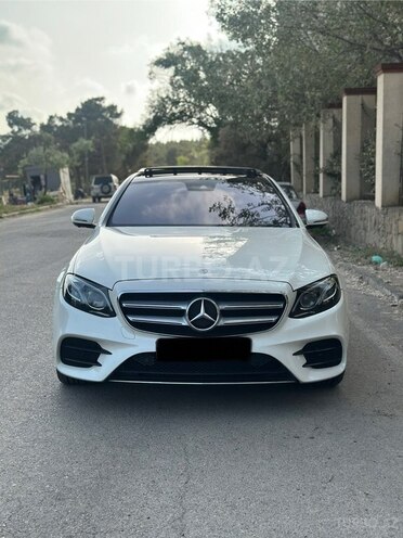 Mercedes E 200 d 2017, 124,300 km - 2.0 l - Bakı