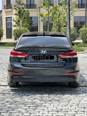 Hyundai Elantra 2016, 188,000 km - 2.0 л - Bakı